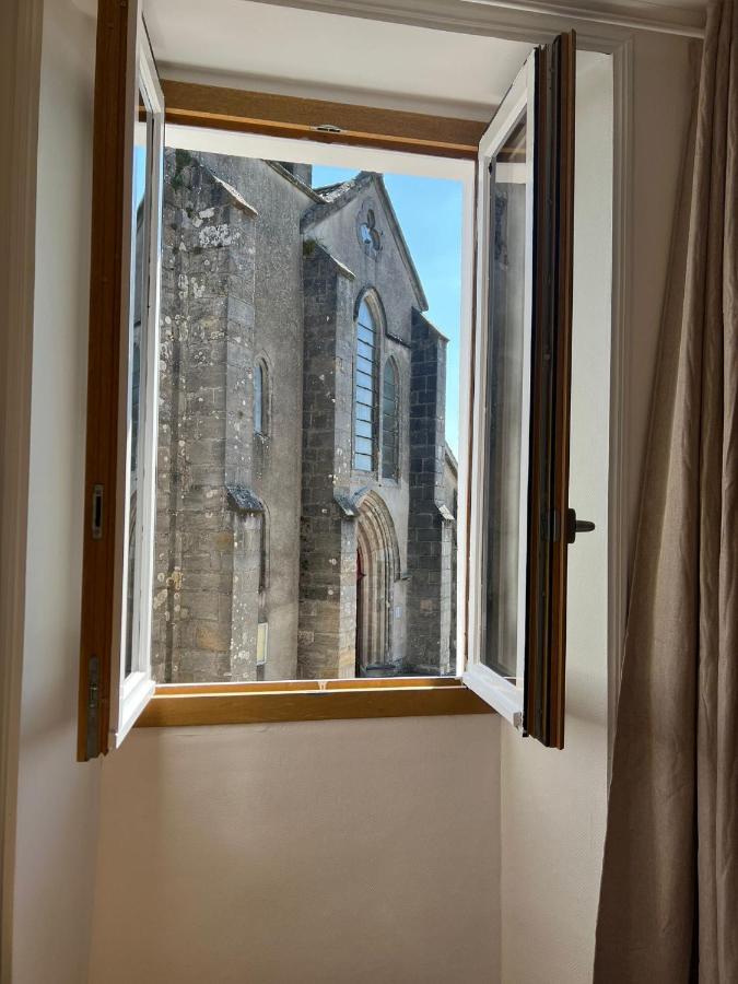 Bed and Breakfast Bien Et Toit Montredon  Esterno foto