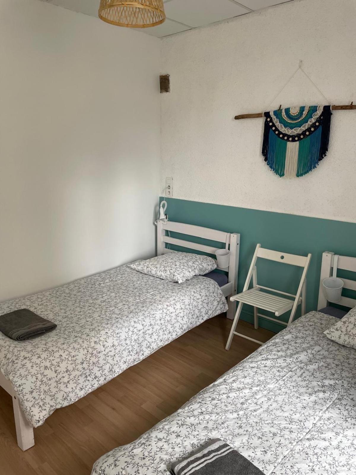 Bed and Breakfast Bien Et Toit Montredon  Esterno foto